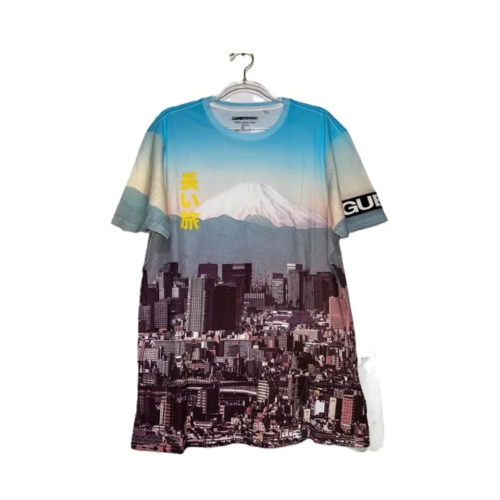 GUESS Men's Eco Tokyo Cityscape T-Shirt Small - Picture 3 of 6